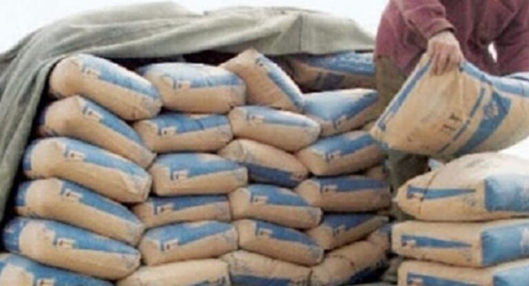 “الصناعة” تحدّد سقف سعر مبيع طن الترابة