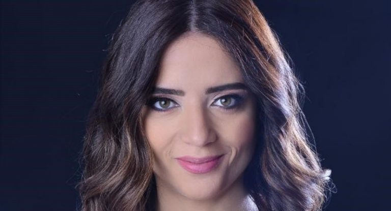 هدية من نادين ناصيف الى العشاق!