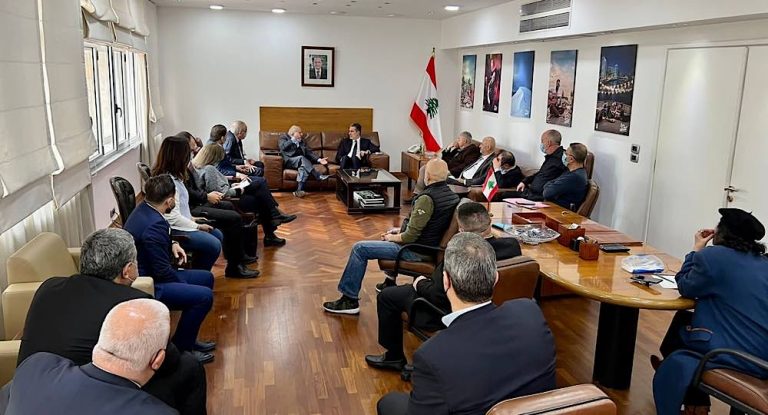 نصّار يلتقي وفد مكاتب السفر والسياحية ورؤساء لجان المهرجانات الدولية: نسعى إلى توحيد المهرجانات الدولة في لبنان في مهرجان واحد