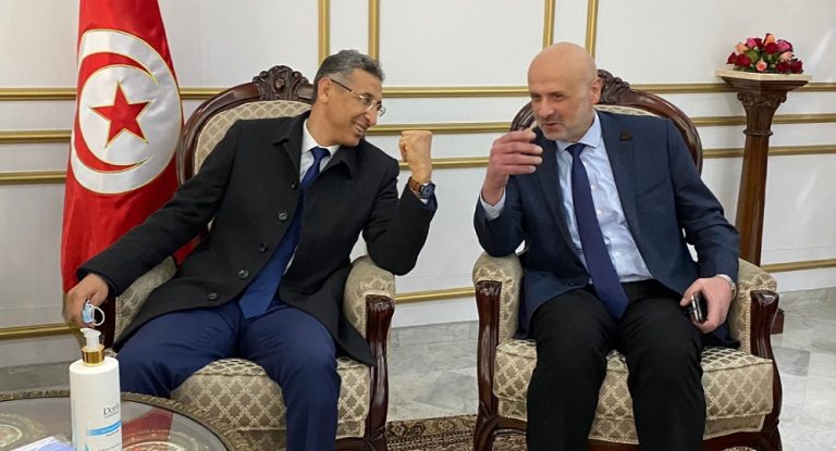 مولوي في تونس للمشاركة في مؤتمر وزراء الداخلية العرب