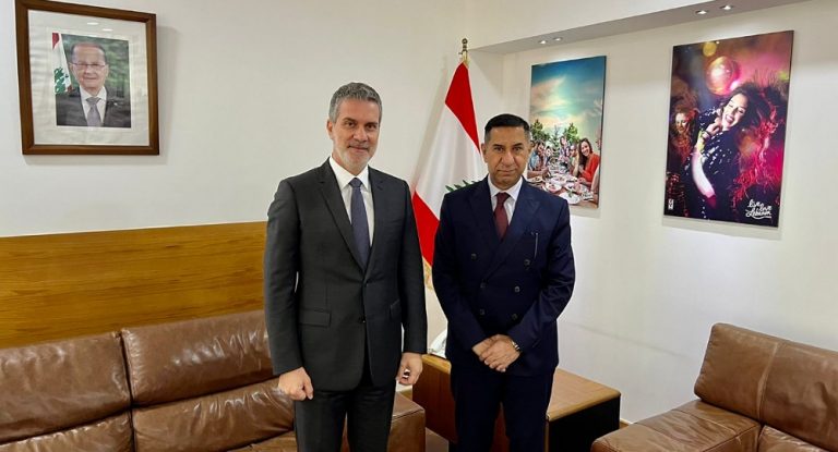 نصّار عرض والسفير العراقي سبل التعاون السياحي بين البلدين