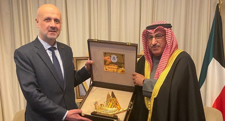 مولوي يلتقي في تونس وزيرَي الطاقة والداخلية لدولة الكويت