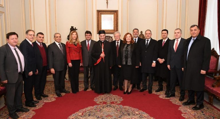 “موارنة من أجل لبنان”: شجب تهريب الكابيتول كنترول ودعم خارطة طريق البطريرك الراعي