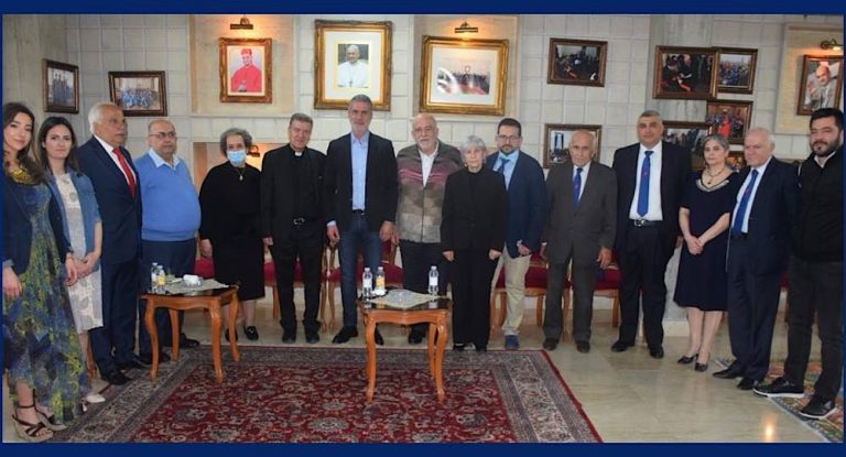 بالصور-الوزير نصار مشاركا في قداس وقفية سيدة العناية في ادونيس جبيل : هذا المركز الديني  سيكون احد ركائز السياحة الدينية .