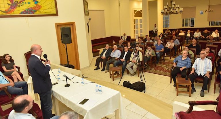 بالصور-ابي رميا من البربارة: اختاروا من سيخوض معركة النهوض حتى النهاية