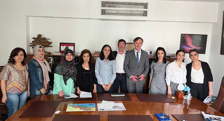 إجتماع بين فريق عمل وزارة السياحة وخبراء فرنسيين بحث في آلية إعداد الموازنة وطرق تحديثها