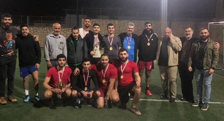 بالفيديو والصورة : المرشح رائد برو من حي مار يوسف في مدينة جبيل : الانتخابات فرصة لصناعة الروح الرياضية وليس الأحقاد 