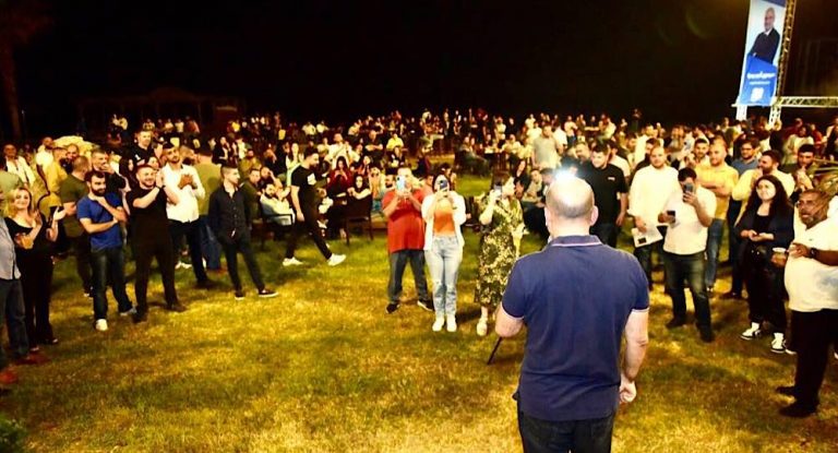 بالصور-أبي رميا لشباب التيار : يا شعب لبنان العظيم سنكون أول كتلة نيابية في المجلس