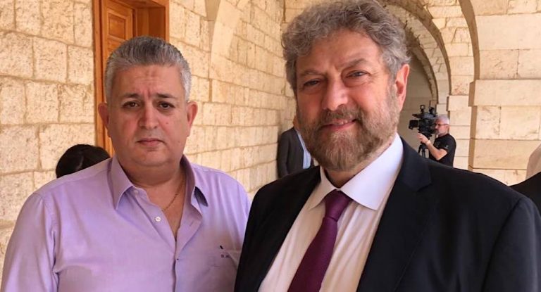 خاص-بالصور : إفرام للزميل عبدو متى : انت بالقلب وسؤالك فهم غلط.