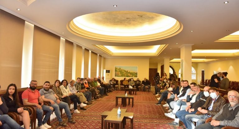 ابي رميا: هناك “الآدامي” وهناك الميليشياوي الذي يعيق النهوض بالبلد