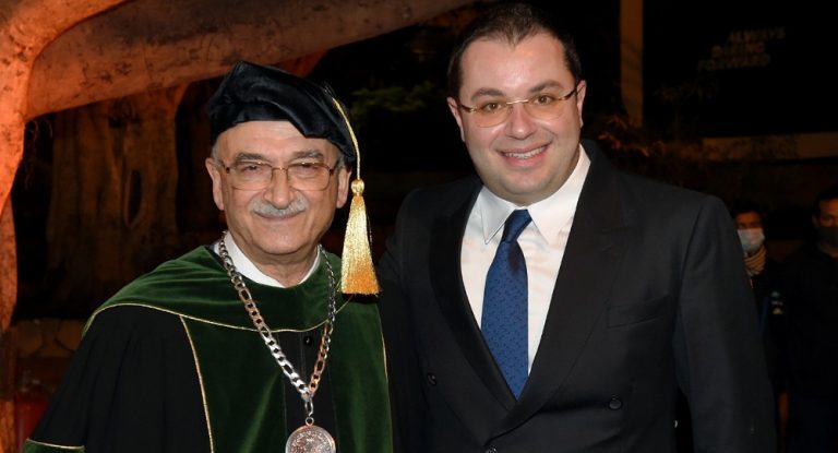 معوض يؤكد ان الجامعة صمدت أمام كل أنواع الازمات ولن تستسلم.    