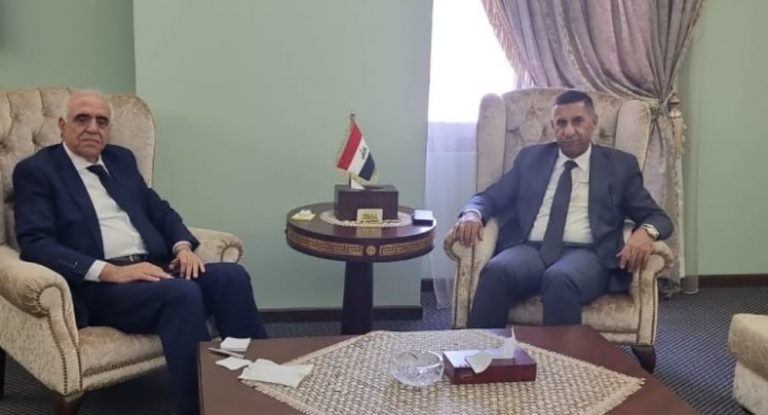 سفير العراق لنقيب المحررين: العرب إلى جانب لبنان في أزمته الصعبة لكن غير المستعصية