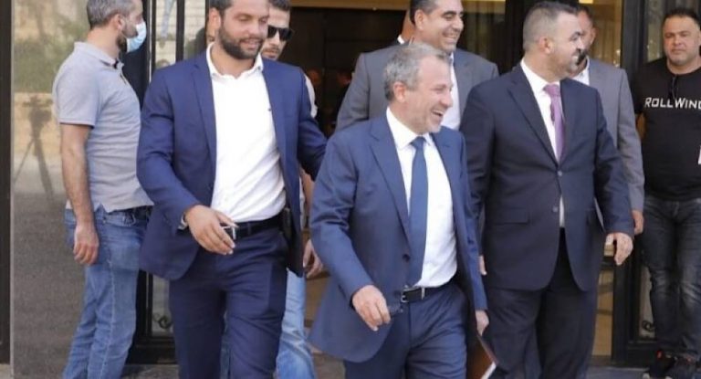 لماذا هناك “حرس جمهوري” في المواكبة الانتخابية لجبران باسيل؟