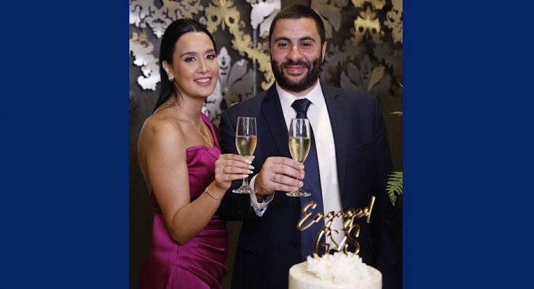 خاص – بالصّور: وسط أجواء عائلية مميّزة.. مدير مكتب النائب زياد الحوّاط يحتفل بخطوبته.