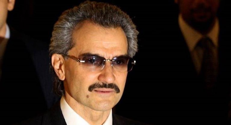 الوليد بن طلال يغيّر رأيه في شأن صفقة بيع تويتر… وهذا هو السبب