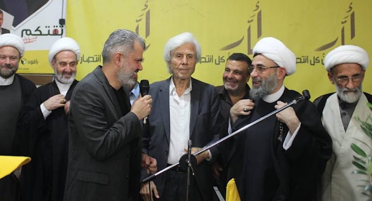 الشيخ محمد حيدر : نريد الدولة المدنية غير الطائفية والتحاصصية   النائب برو : أولوياتنا الإنماء ونمد يدنا الى الجميع لبناء مستقبل افضل