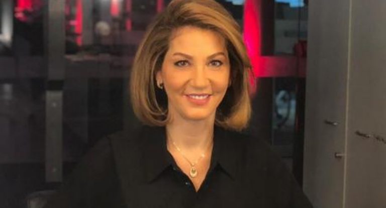 بالفيديو – طرد النائب عن طرابلس ديما جمالي من ليليز وسط بيروت..”31 هو عداد المفقودين من غرق الزورق”