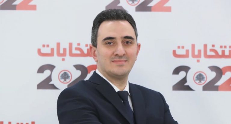 رازي الحاج ينفي إنسحابه من تكتّل الجمهورية القوية