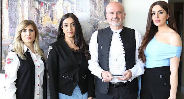 العالم سيشهد “مونديالين” و “العرض الكبير” في الافتتاحية