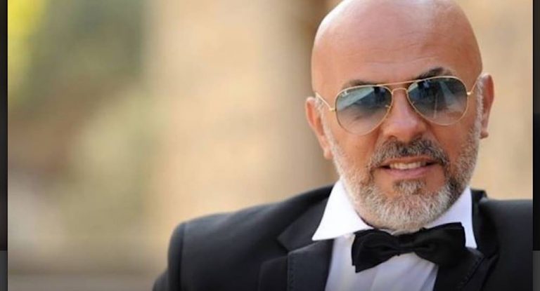 بالفيديو – رسالة مؤثرة لجيل الشباب من الممثل وجيه صقر