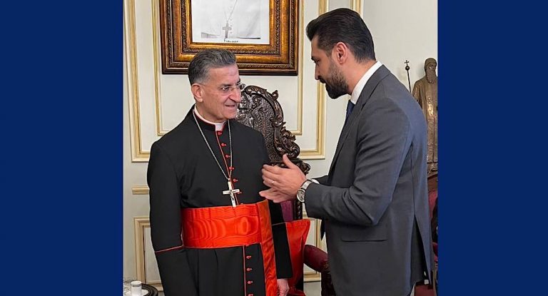 المحامي أنطونيو فرحات  يستنكر توقيف المطران الحاج