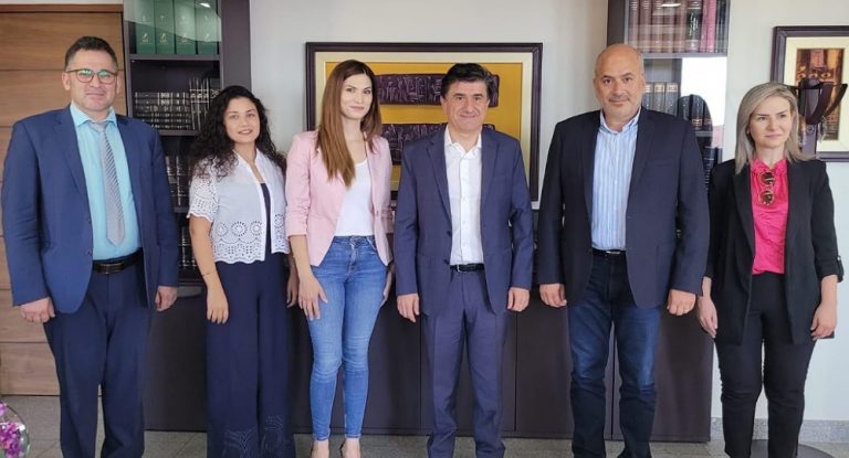 مركز أي بي تي للطاقة (IPTEC) ينضم كشريك داعم للنسخة اللبنانية من مسابقة “أولمبياد الروبوت او الانسان الآلي” بين طلاب المدارس اللبنانية