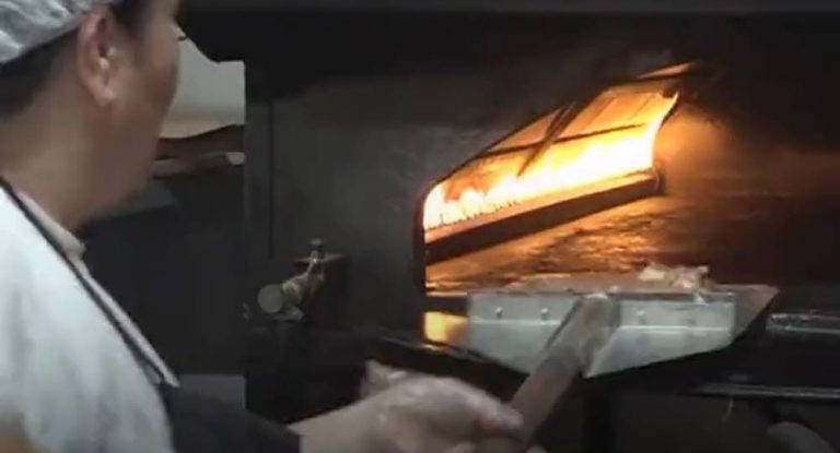 بالفيديو – من مديرة مصرف إلى صاحبة فرن.. إليكم قصّة هذه السيّدة اللبنانية