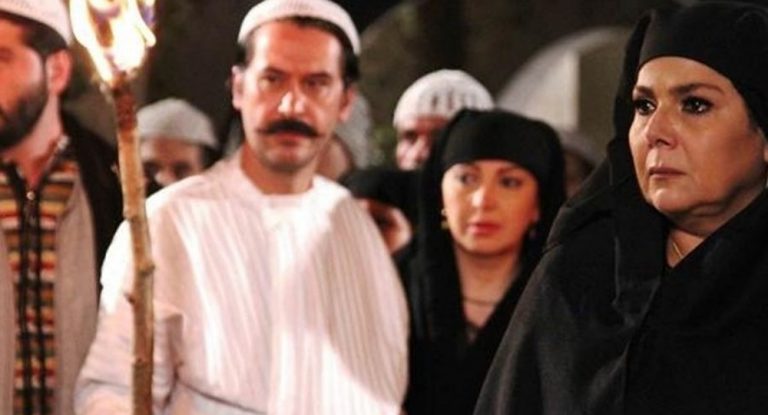 حادث سير مروّع في لبنان يُفجع نجمة “باب الحارة”