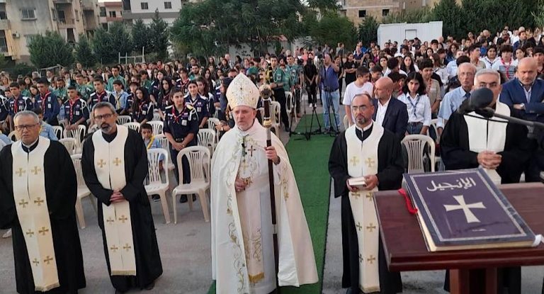 المطران عون في قداس الكشافة في جبيل: حادثة المجدل تافهة وحصلت لان قلوبنا ليست مليئة بالمحبة وعلى السياسي المسؤول ان يتعلم معنى التضحية من اجل الوطن