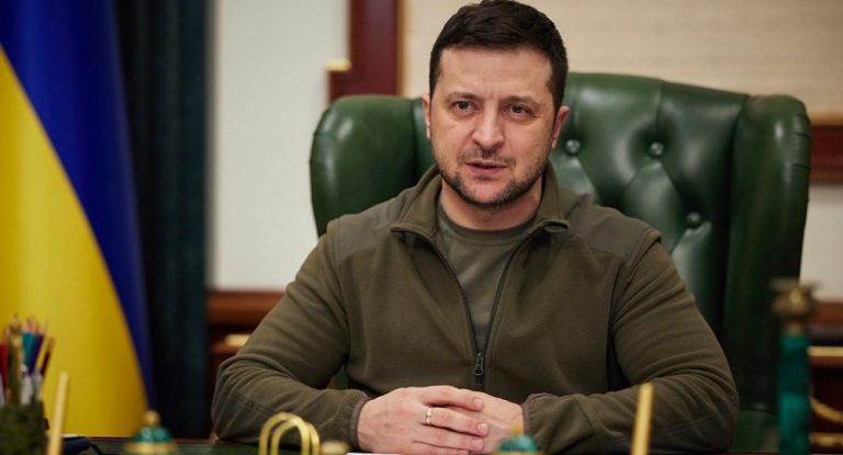 الرئيس الأوكراني يتعرض لحادث سير… ماذا عن وضعه الصحي؟