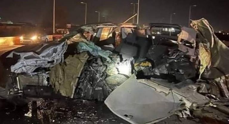 عاجل – بالصّور – فاجعة أصابت هذه العائلة.. حادث سير مروّع يودي بحياة رجل وزوجته وتكسير كامل للسيارات