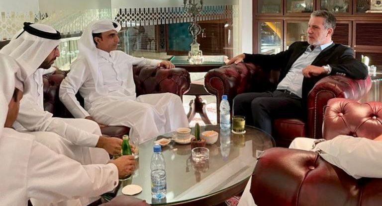 نصّار يبحث مع وفد قطري سبل التعاون بين البلدين