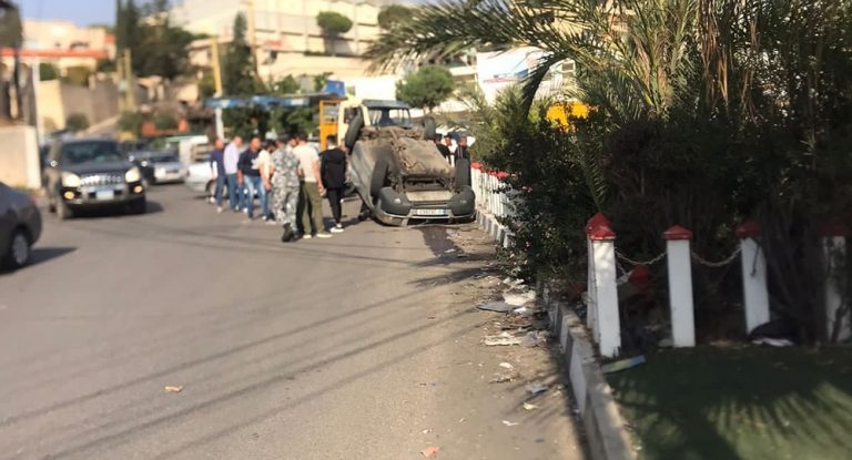 بالفيديو والصّور – كارثة حقيقيّة.. شاحنة اجتاحت 14 سيارة