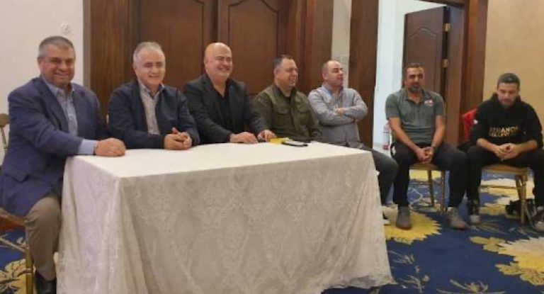 ميشال أبي رميا يلتقي منتخب لبنان للسيدات في الأردن قبل ساعات من الدور نصف النهائي