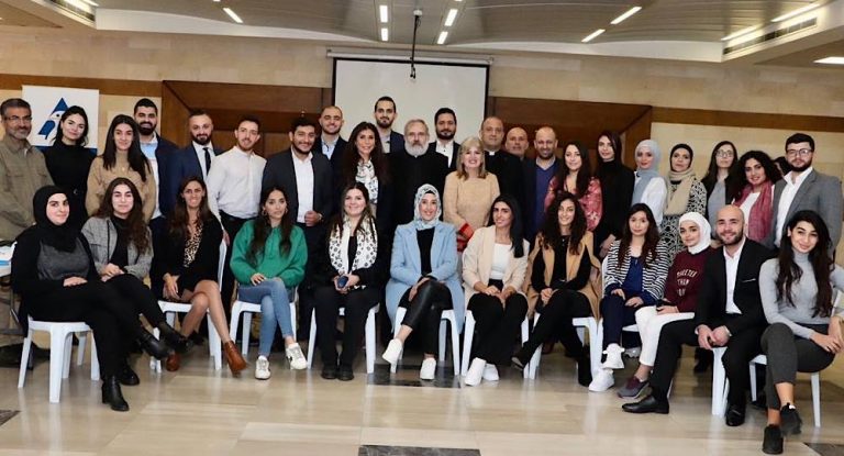 ورشة عمل تدريبية للتعريف عن المبادئ العامة لحقوق الانسان.