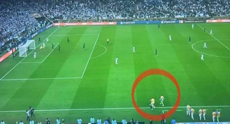 صحيفة اسبانية: هدف الأرجنتين الثالث غير صحيح