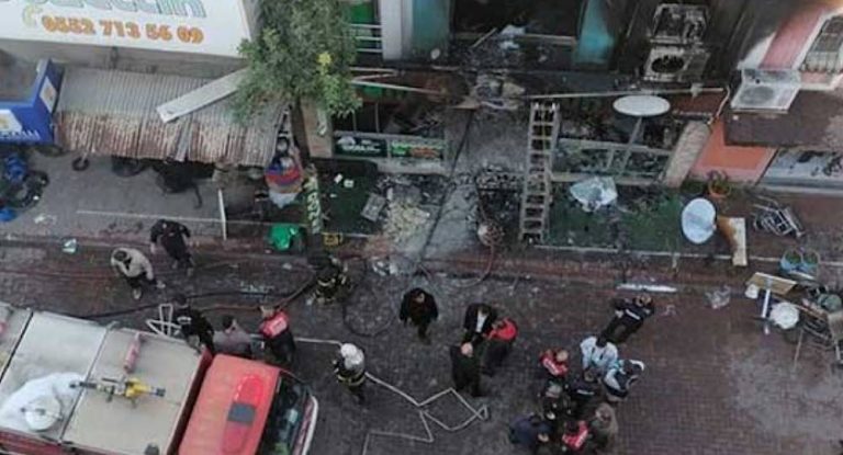 بالفيديو – عشيّة رأس السنة .. إنفجار داخل مطعم في تركيا