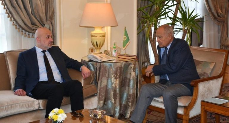 الوزير مولوي يلتقي أبو الغيط في القاهرة