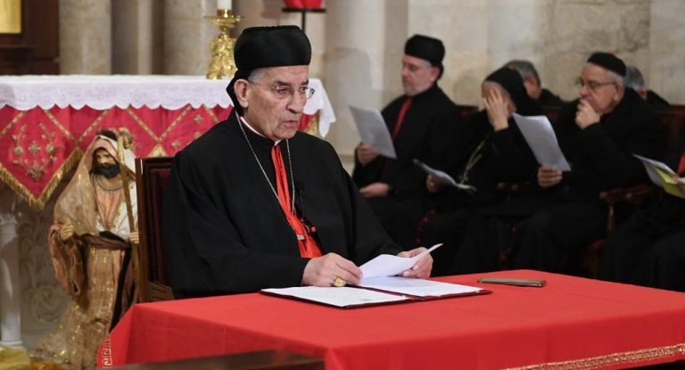 البطريرك الراعي في رسالة الميلاد : هيرودس متمثل اليوم في المسؤولين السياسيين والنافذين عندنا الممعنين بقتل شعبنا وافقاره وتشريده