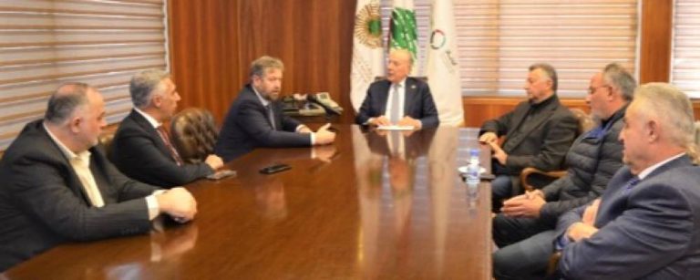 جولة طرابلسيّة لافرام: التأخير في انتخاب رئيس سيؤدّي إلى تحلّل الدولة