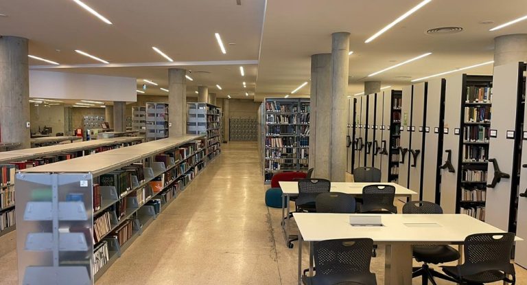 بالصور: توقيع اتفاقية تعاون بين مدرسة المنصف الدوليّة وجامعة LAU