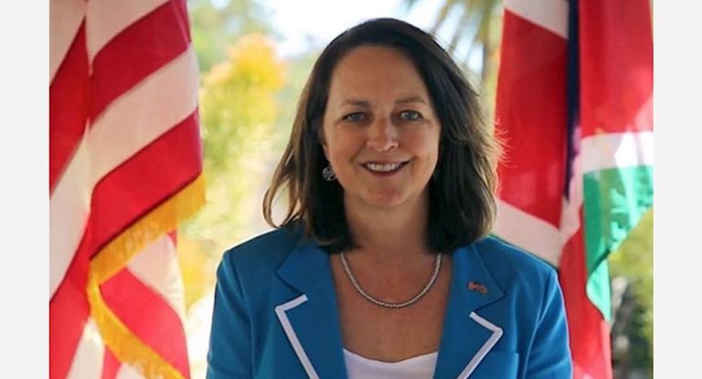 خاص-بالصورة السفيرة الأميركية في جبيل