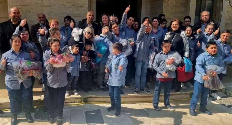 السفيرة كارولين معلوف سعادة في زيارة خاصة لجمعية ربوعنا الخيرية ، عاليه