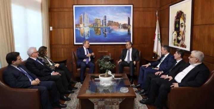 نقيب المحامين في زيارة تهنئة للعميد البيسري