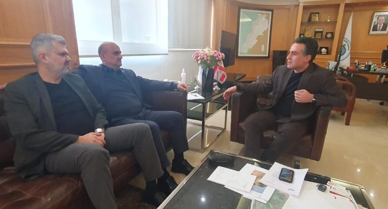 برّو وأبي رميا في زيارة للوزير حميّة!