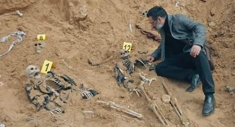 جورج خباز ينهار باكيا بعد العثور على رفاة جثة والده