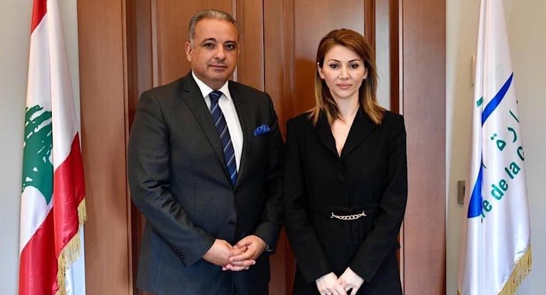 المرتضى التقى الدكتورة دارينا صليبا وتداولا نشاطات المركز الدولي لعلوم الانسان