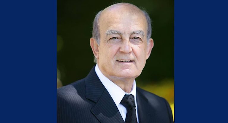 عن شفيق افرام الرمز في كِبَر النفس وحمل المعايير