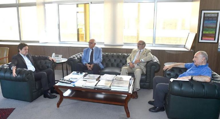 نقيب المحررين تابع ووزير الاعلام إعادة إدراج مساعدة النقابة في موازنة الوزارة والمشاركة في فعاليات بيروت عاصمة للإعلام العربي