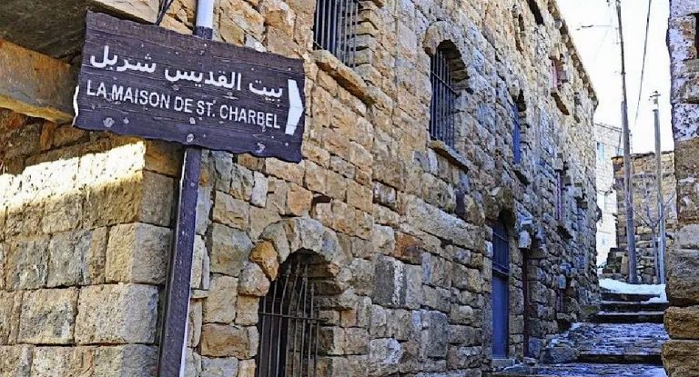 إلغاء احتفالات عيد مار شربل في بقاعكفرا بعد بعد حادثة القرنة السوداء